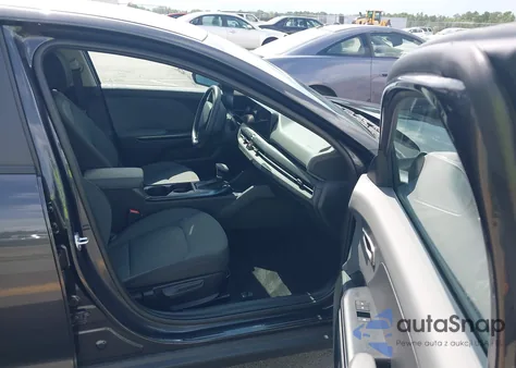 2025 Kia K4 Lxs from USA, damaged, VIN 3KPFT4DE4SE155143